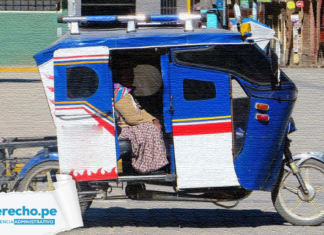 Mototaxi con logo de jurisprudencia administrativa y LP