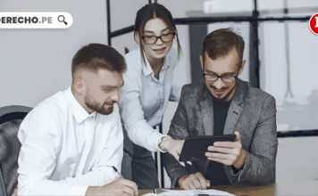 OFICIAL: Autorizan transferencia presupuestal para pagar bono extraordinario de 100 soles a trabajadores de estos regímenes reunión