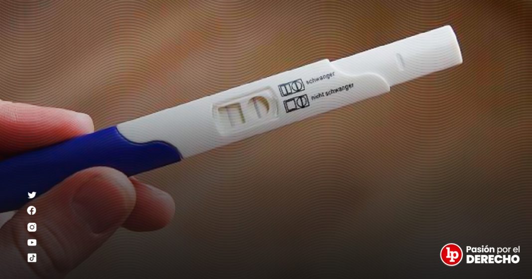 embarazo-prueba-mujer-espera-positivo-LPDerecho