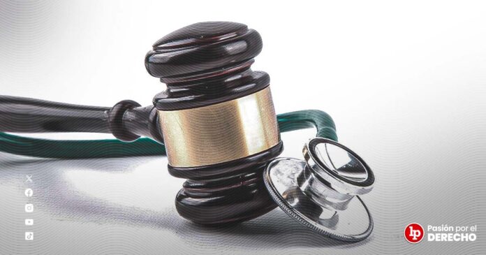 mazo-estetocopio-abogado-medico-doctor-cirujano-enfermero-LPDerecho