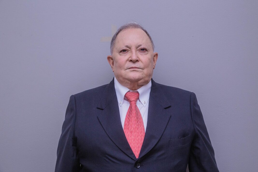 Leoncio Enrique Vasquez Solis LP DERECHO