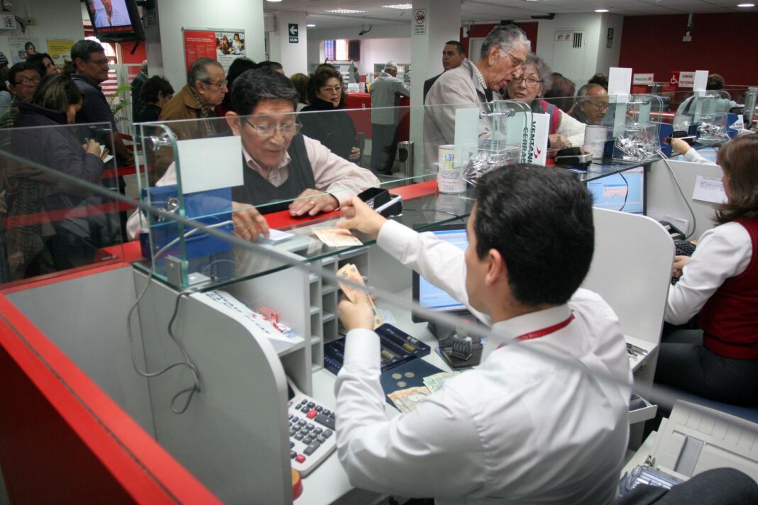 Atencion banco - LPDerecho