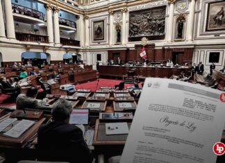 Proponen colegiatura obligatoria para trabajar en el sector público, privado y de forma independiente