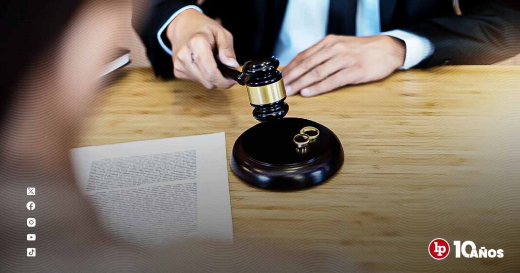 MAZO-ANILLOS-DIVORCIO-LPDERECHO