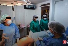 Detienen a estudiantes de enfermería mientras realizaban una presunta liposucción clandestina en departamento