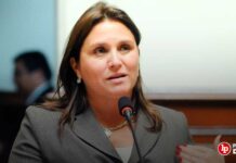 Yo quiero mucho a los notarios, pero tengo severas críticas al sistema: notaria quiere ser presidenta del Perú