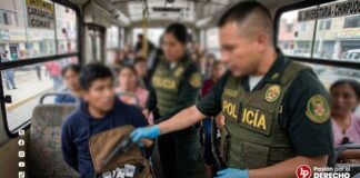 Policías advirtieron, dentro de un morral abierto, la cacha de una pistola en un bus: sujeto recibió prisión preventiva