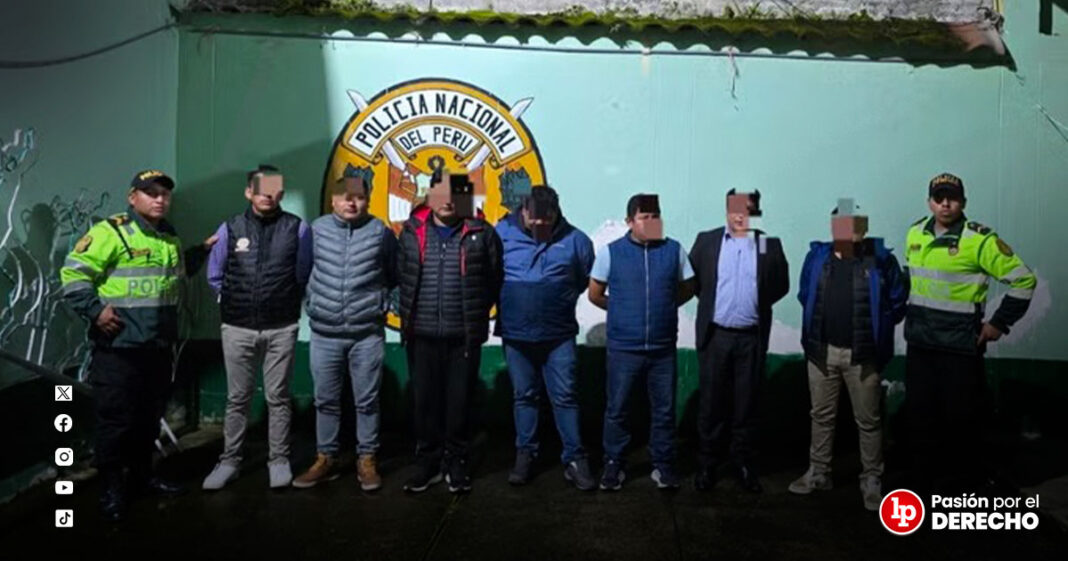 BANNER_policias detenidos_LP