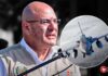 Ministro de Defensa renuncia al cargo por «discrepancia» en torno a postergación de compra de aviones F16 a EE. UU.