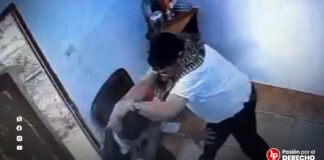 Investigan a exfuncionario grabado agrediendo a policía durante diligencia