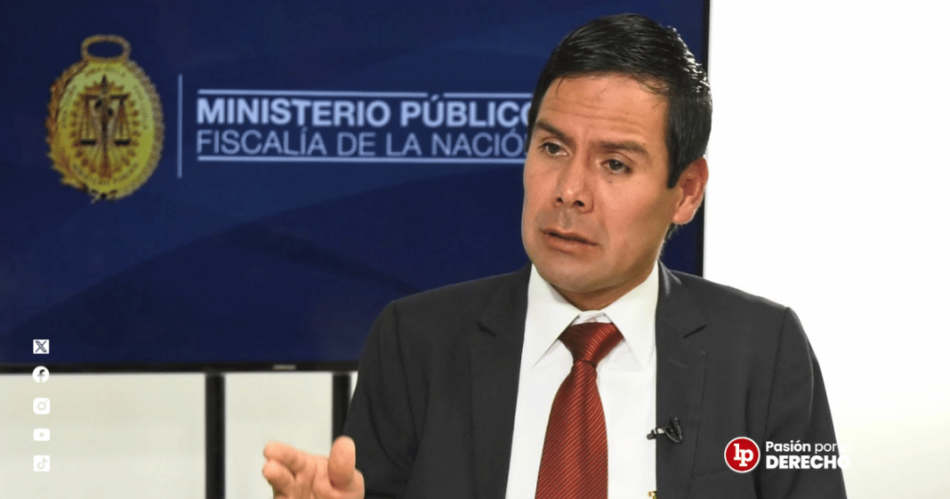 Reggis Oliver Chavez Sanchez - LPDerecho